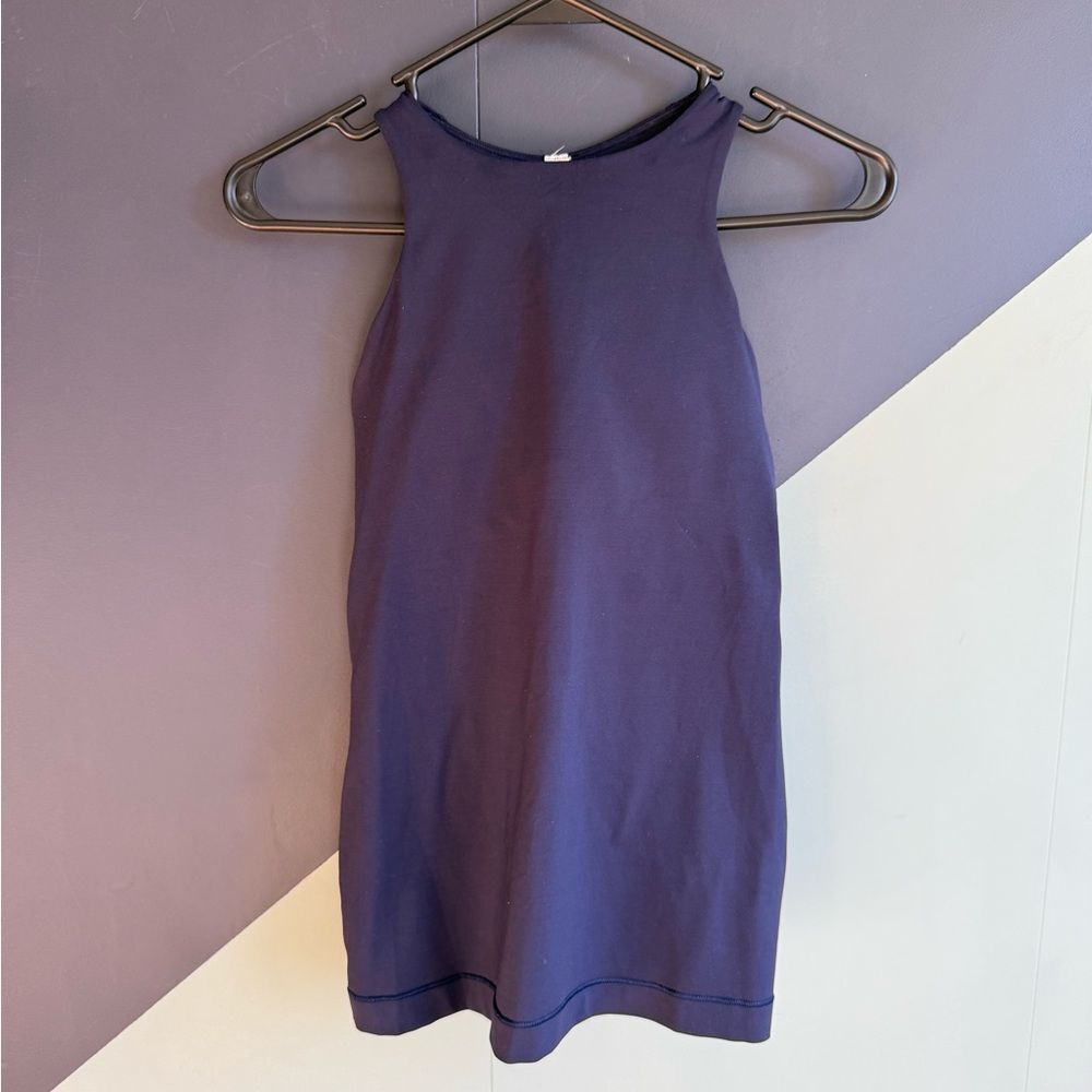 Lululemon High Neck Racerback Tank w/ Built-in Bra, Size 4, EUC, Navy Blue